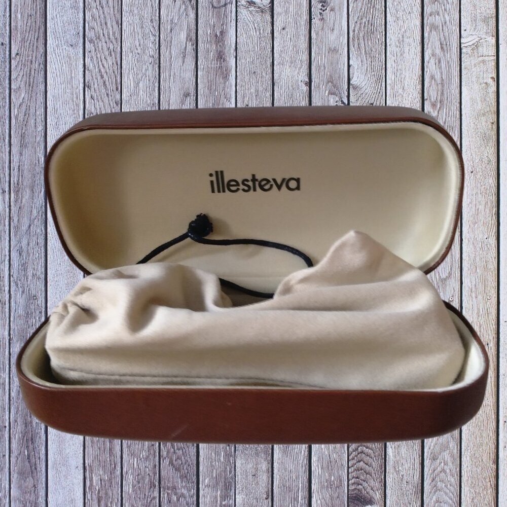 Illesteva Women's Amalfi Light Pink Sunglasses With Case And Dustbag Outdoor